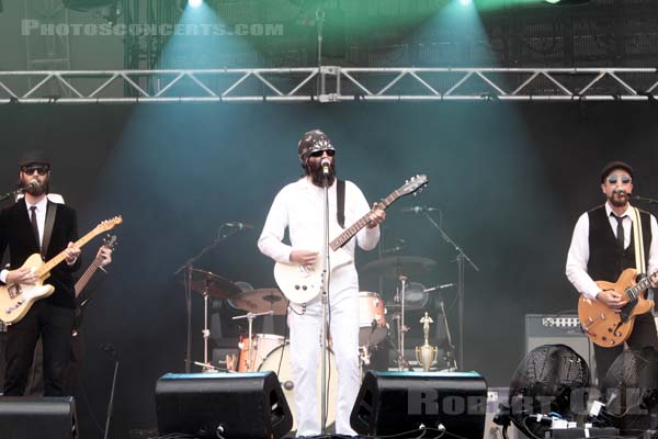 EELS - 2010-08-29 - SAINT CLOUD - Domaine National - Grande Scene - Mark Oliver Everett